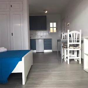 https://caleta-paraiso-140.in-canary-islands.com